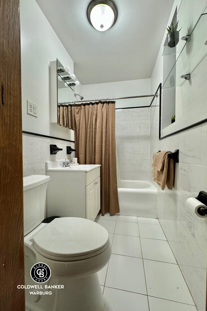 6 East 97th Street, Unit 1B Manhattan, NY 10128 - Photo 8 of 12