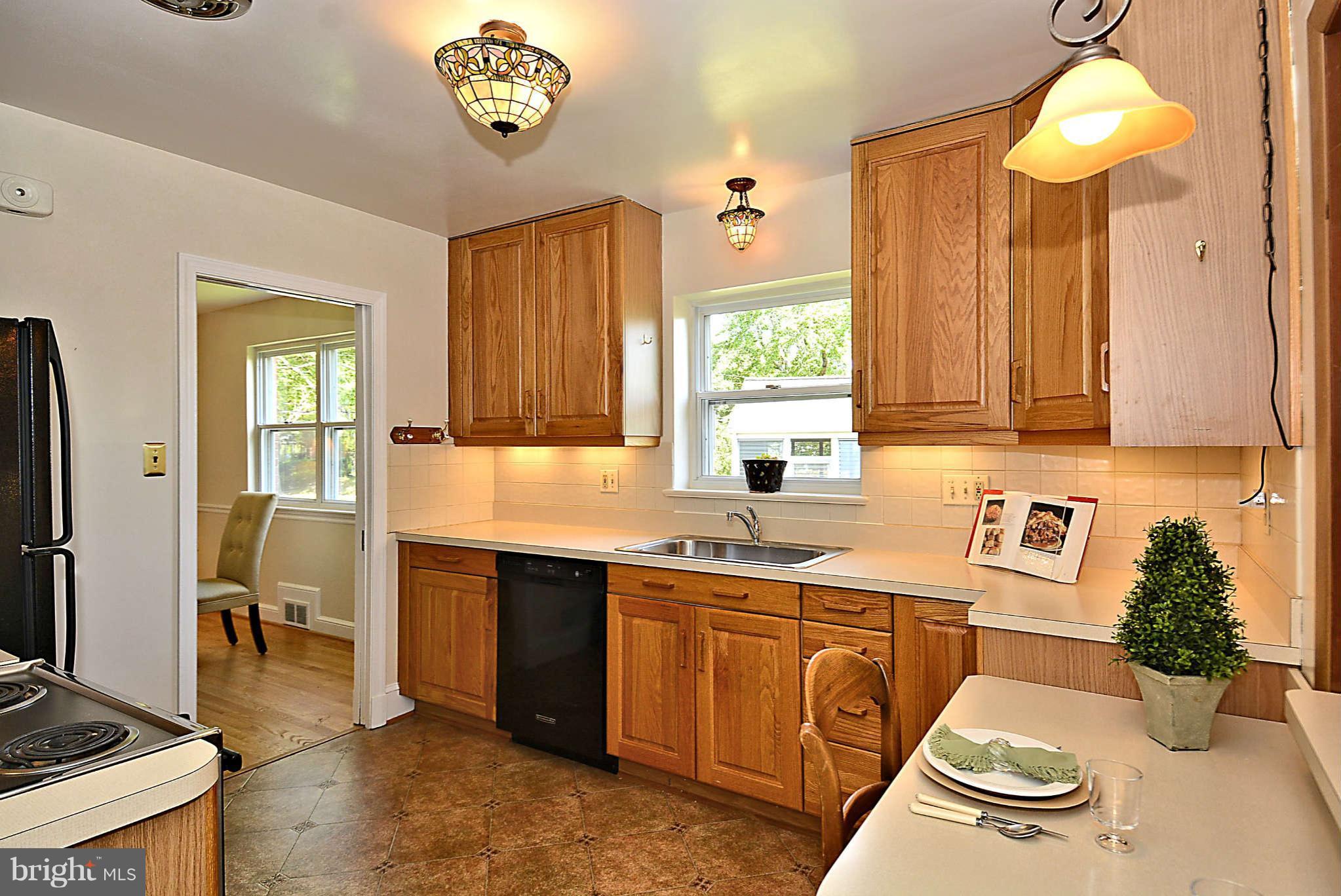 4502 Woodfield Road Kensington, MD 20895 - Photo 11 of 30 Kitchen