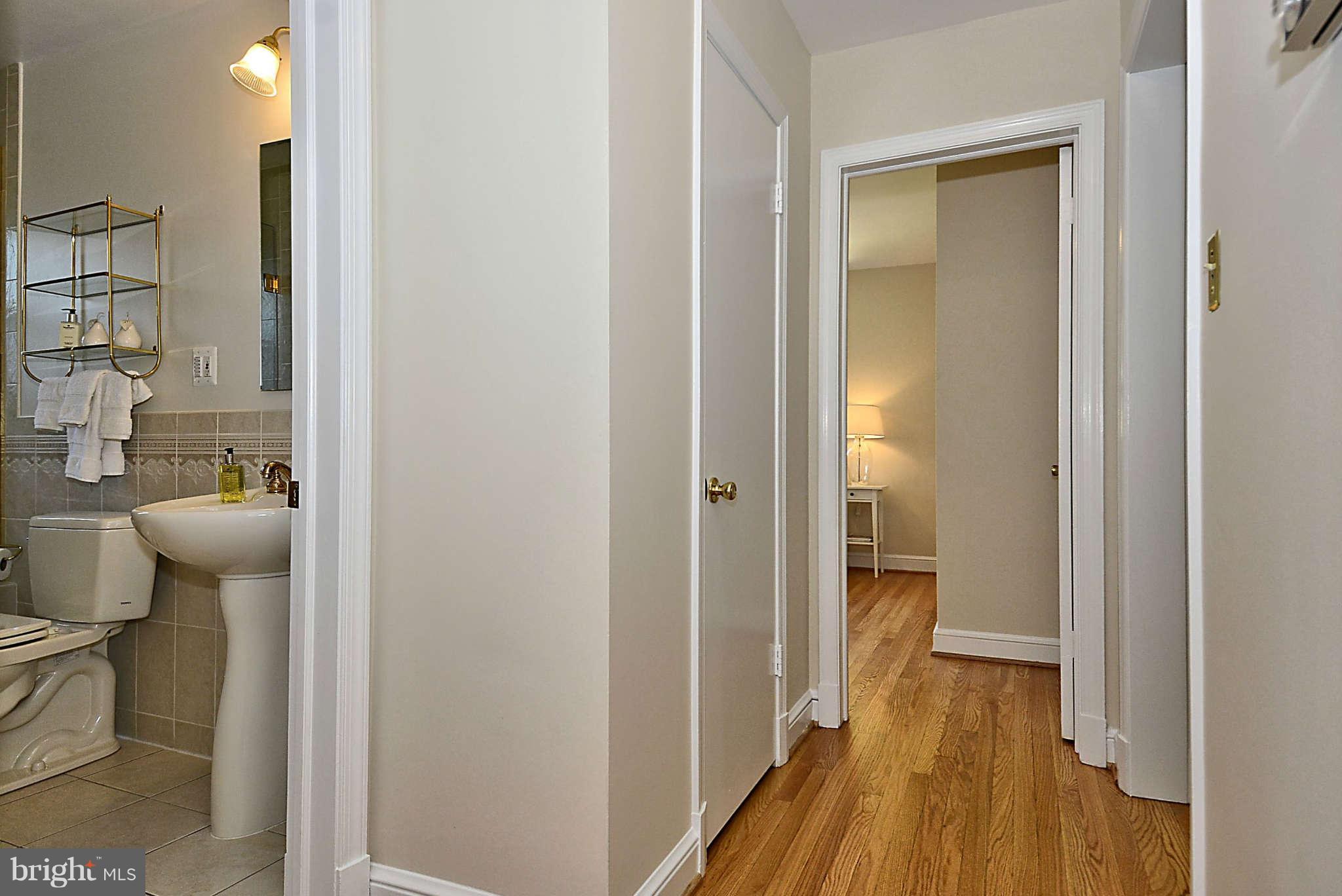 4502 Woodfield Road Kensington, MD 20895 - Photo 14 of 30 Hall