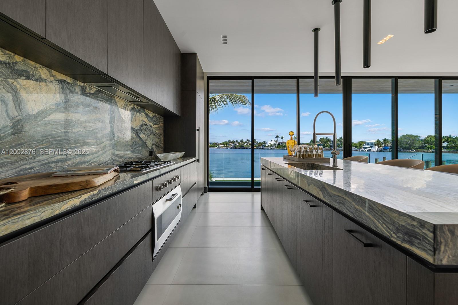 1141 North Biscayne Point Road Miami Beach, FL 33141 - Photo 8 of 46