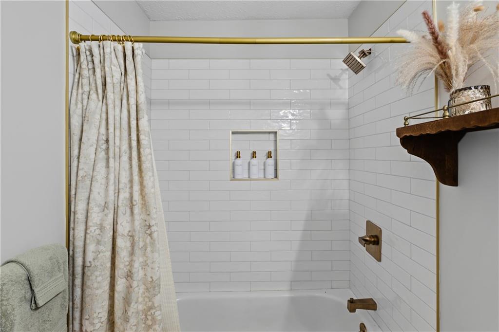 2947 Lavista Way Decatur, GA 30033 - Photo 38 of 52