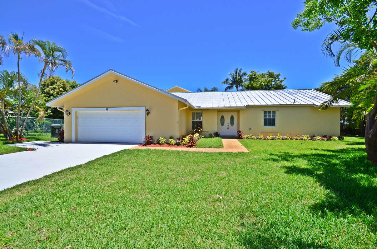 98 Southwest 12th Way Boca Raton, FL 33486 - Photo 1 of 18 98 SW 12th Way