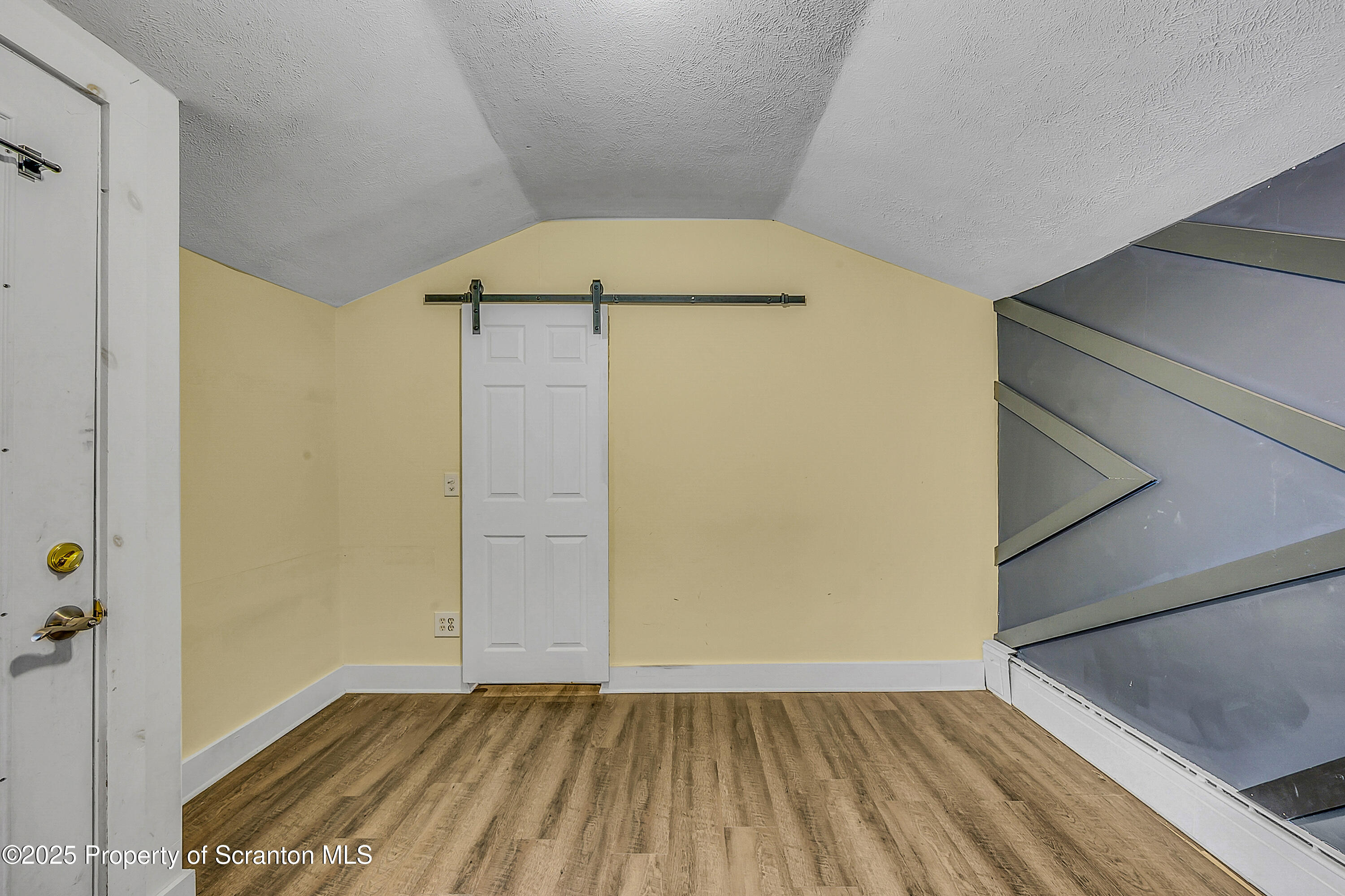 820 Oak Street Eynon, PA 18403 - Photo 21 of 27 Oak-20