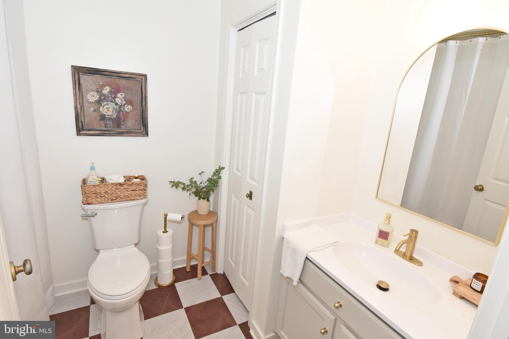 6600 Old Westover Marion Road Westover, MD 21871 - Photo 18 of 52 a bathroom with a sink toilet and shower
