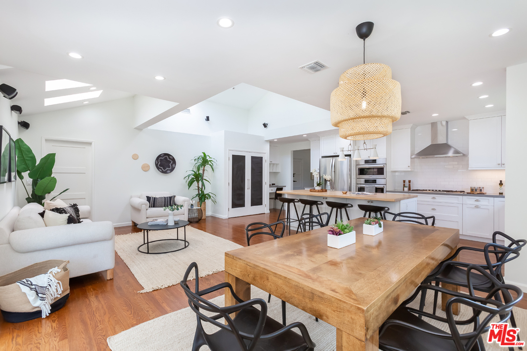 10965 Braddock Drive Culver City, CA 90230 - Photo 12 of 50