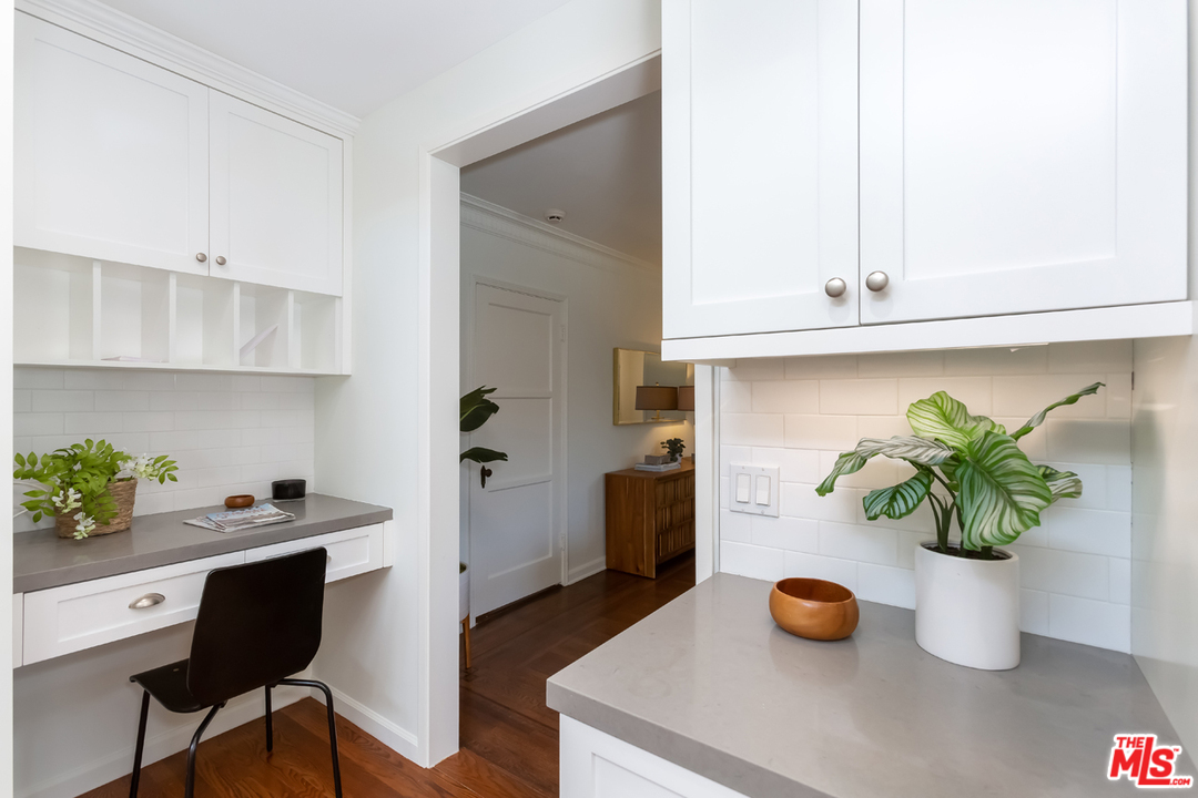 10965 Braddock Drive Culver City, CA 90230 - Photo 17 of 50