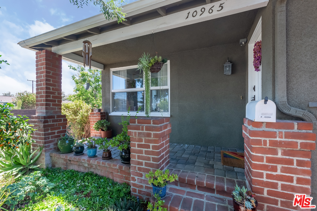 10965 Braddock Drive Culver City, CA 90230 - Photo 48 of 50