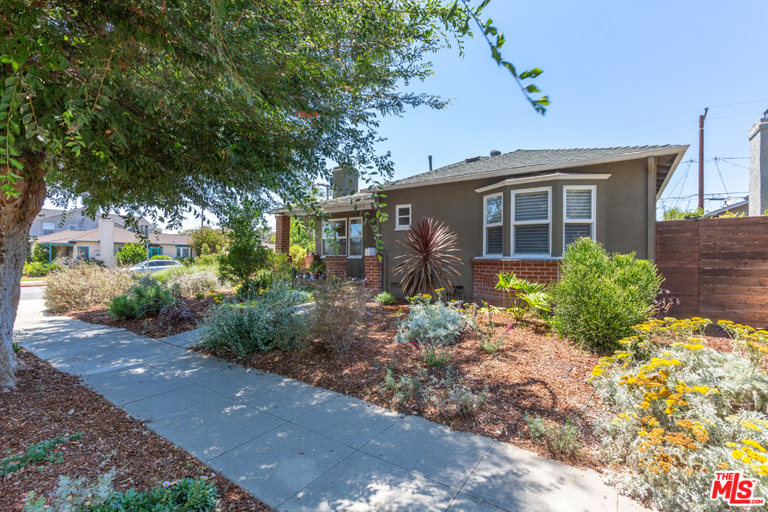 10965 Braddock Drive Culver City, CA 90230 - Photo 49 of 50