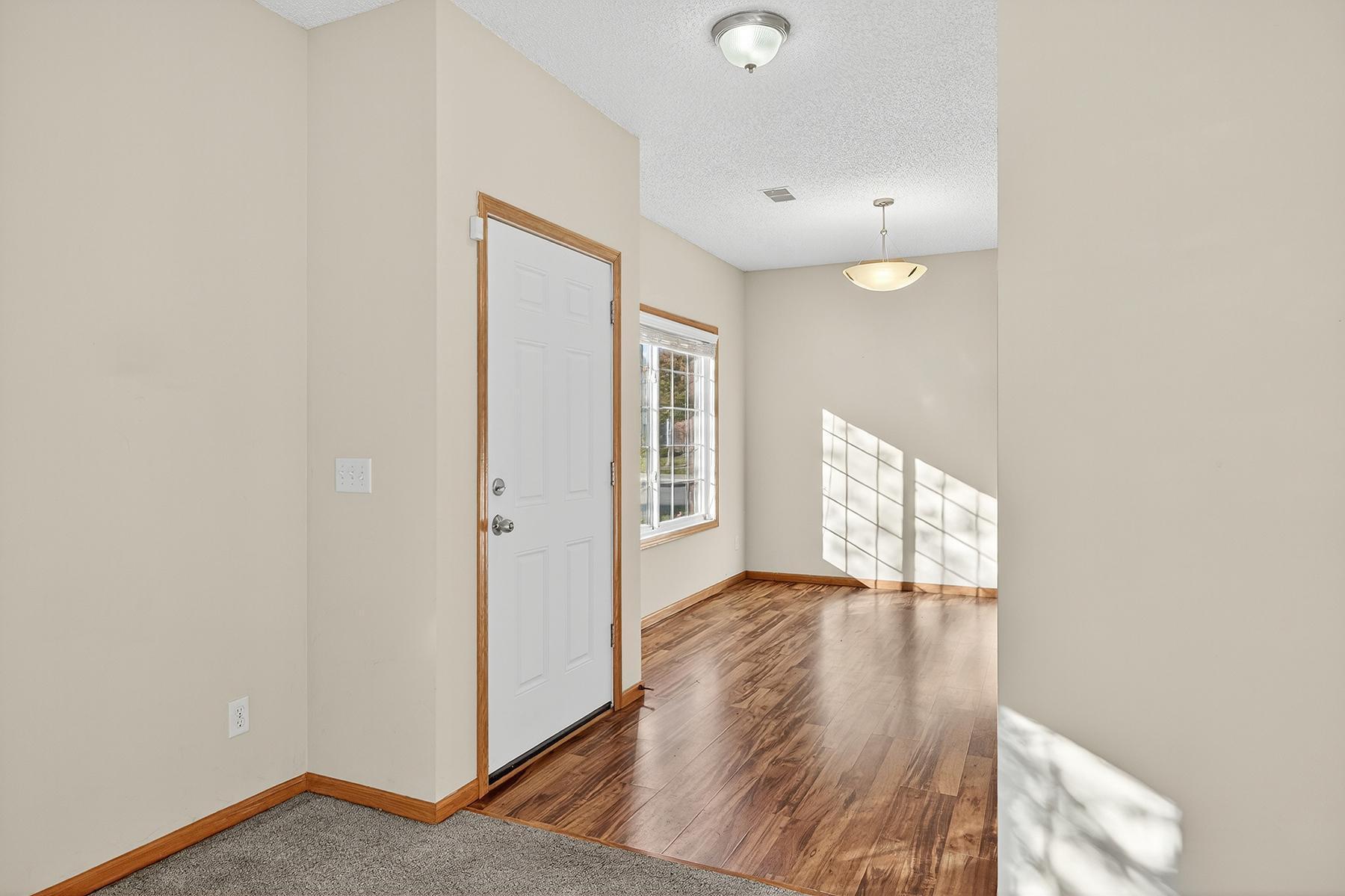 7729 Elm Grove Avenue New Hope, MN 55428 - Photo 3 of 21