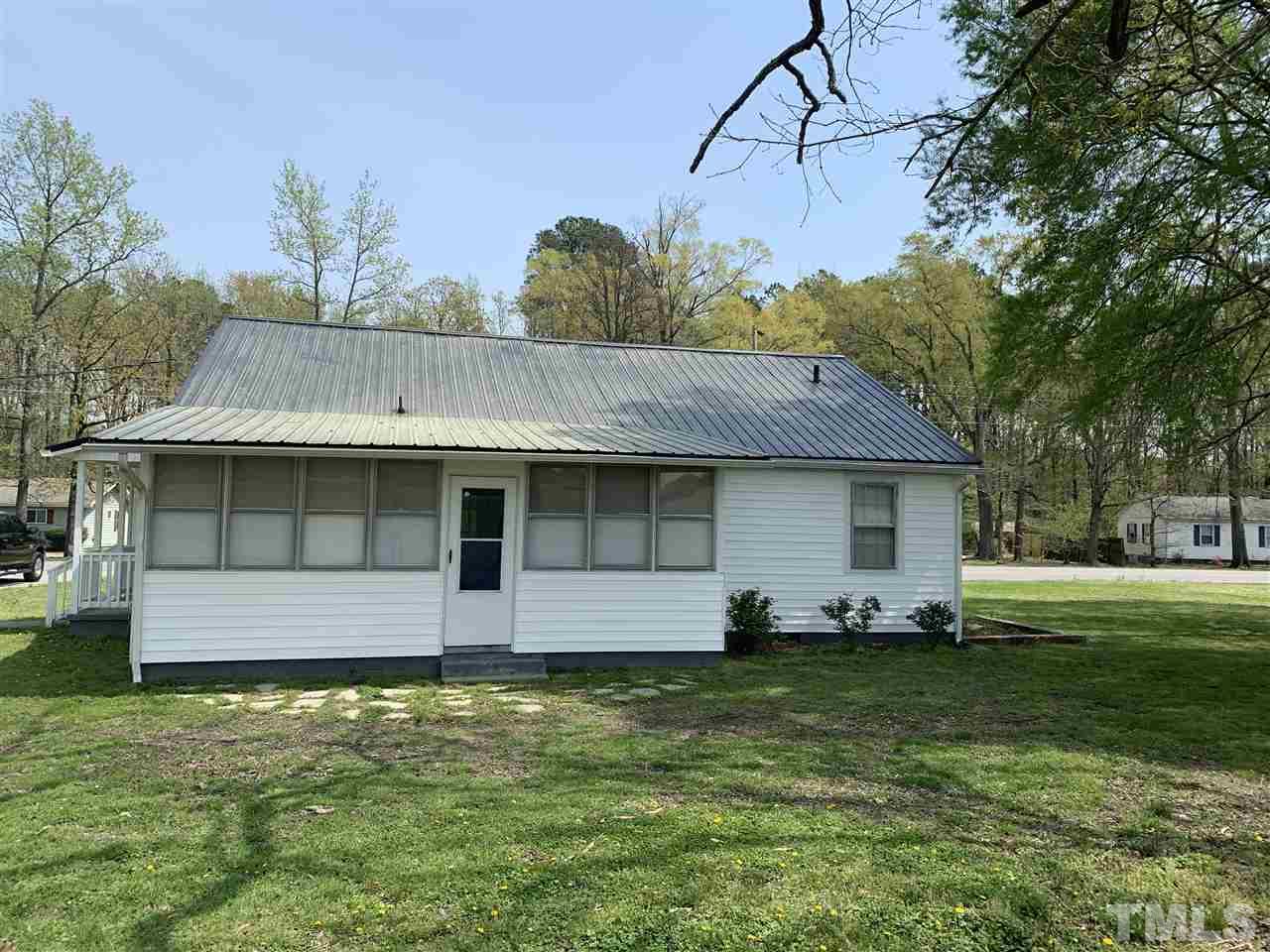 195 Greystone Road Henderson, NC 27537 - Photo 10 of 11 Gallery Image 10