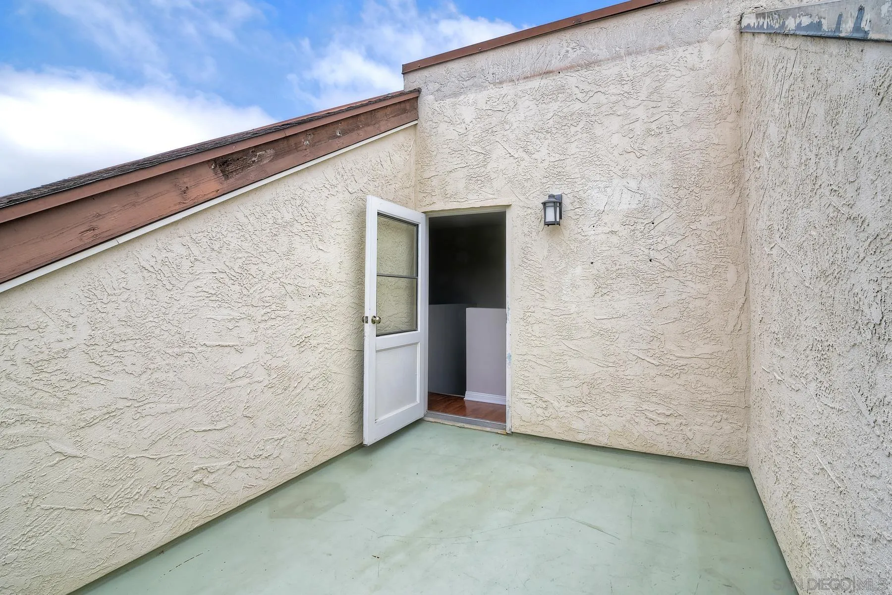 6151 Rancho Mission Road, Unit 317 San Diego, CA 92108 - Photo 20 of 31 a view of an empty room