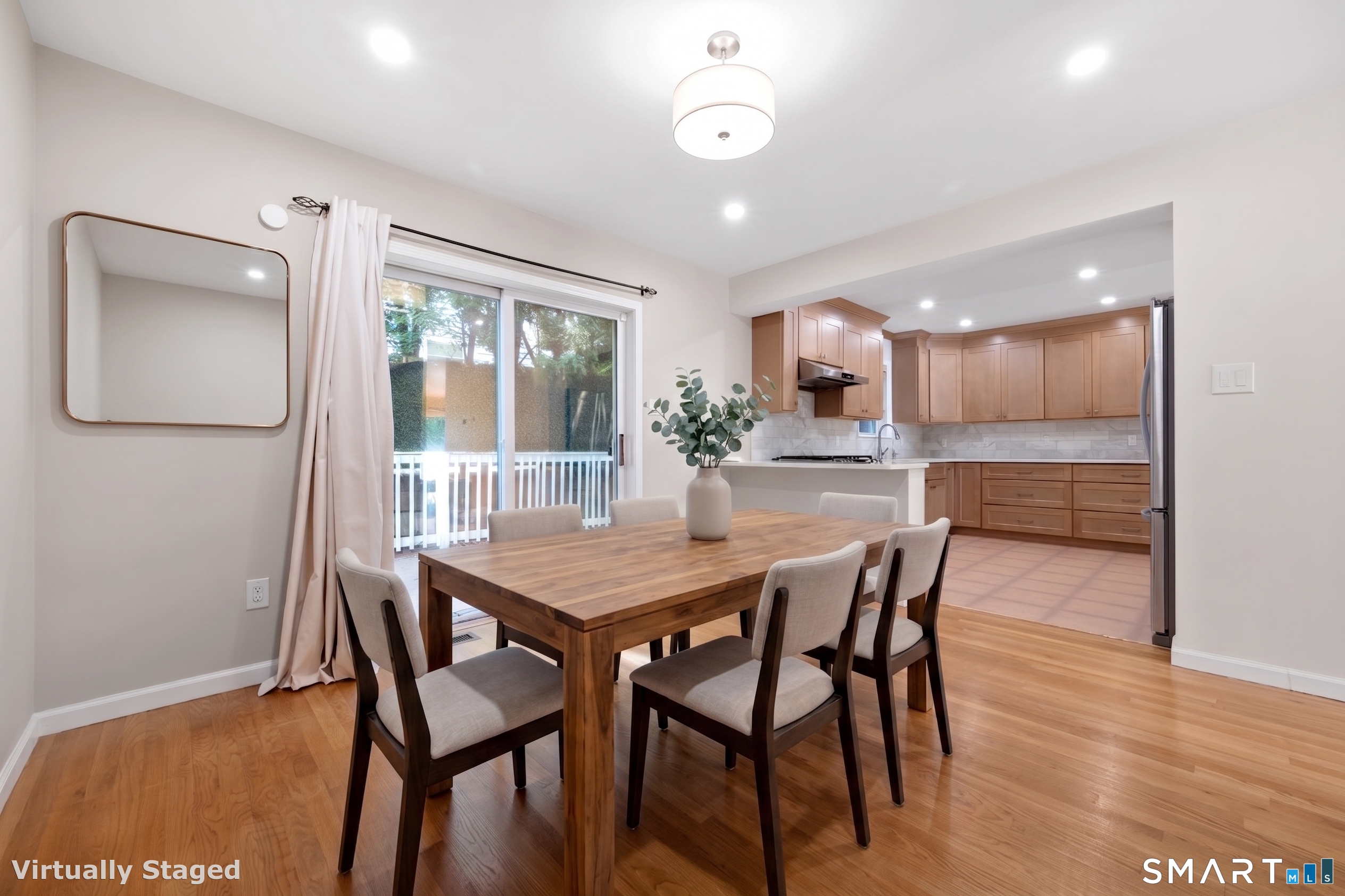 42 Highland Road, Unit 5 Stamford, CT 06902 - Photo 4 of 19 Gallery Image 4