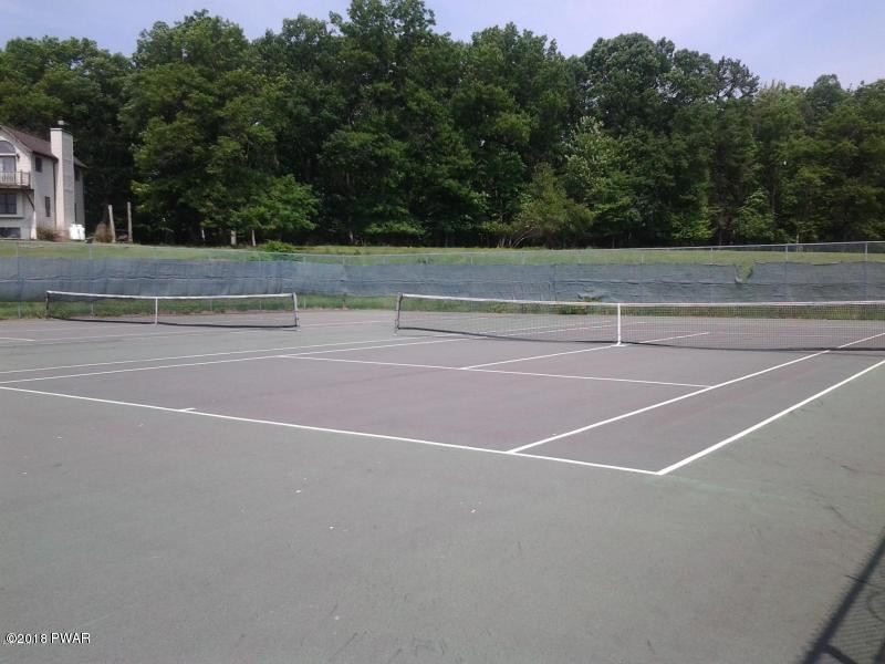 128 White Deer Road Milford, PA 18337 - Photo 45 of 46 Tennis anyone