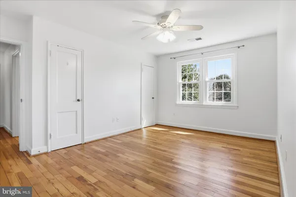 $2,295 | 1305 South Walter Reed Drive, Unit 201, Arlington, VA 22204