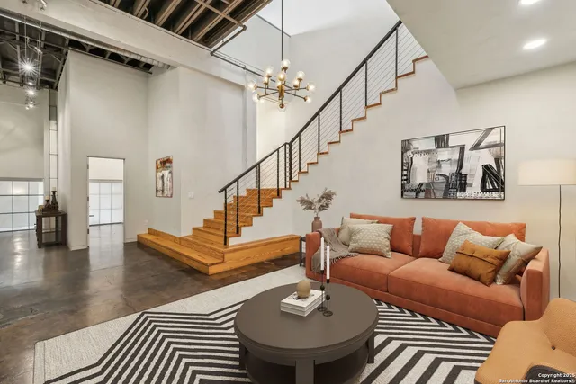 $5,500 | 212 Madison, Unit 7, San Antonio, TX 78204