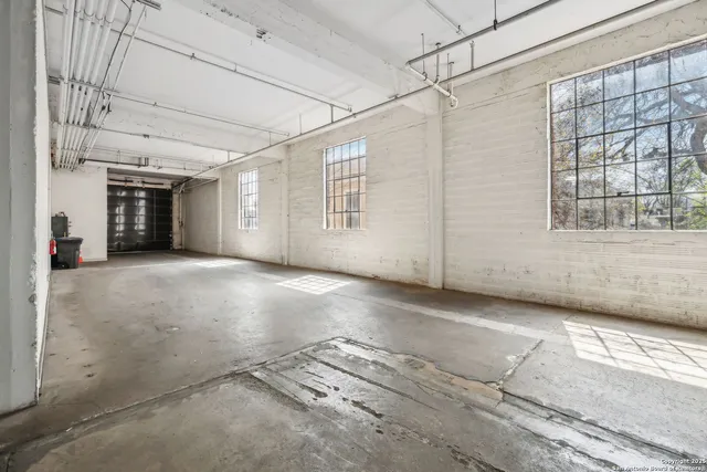 $5,500 | 212 Madison, Unit 7, San Antonio, TX 78204