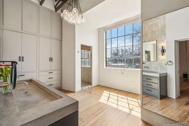 $5,500 | 212 Madison, Unit 7, San Antonio, TX 78204