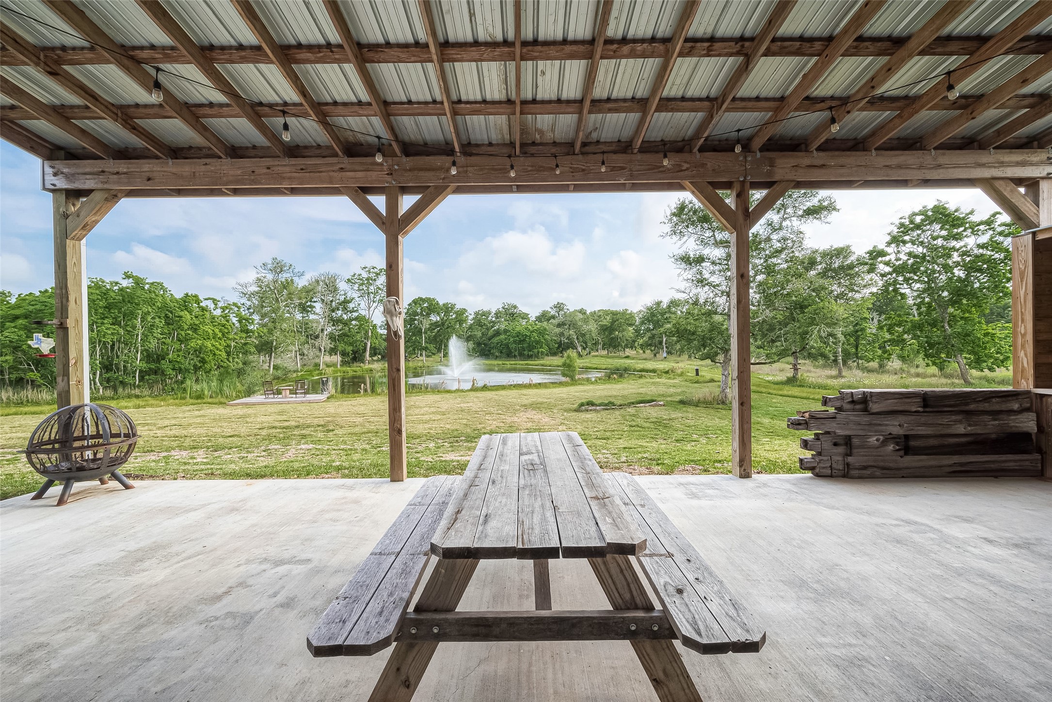 1295 Brazos River Road Freeport, TX 77541 - Photo 24 of 29