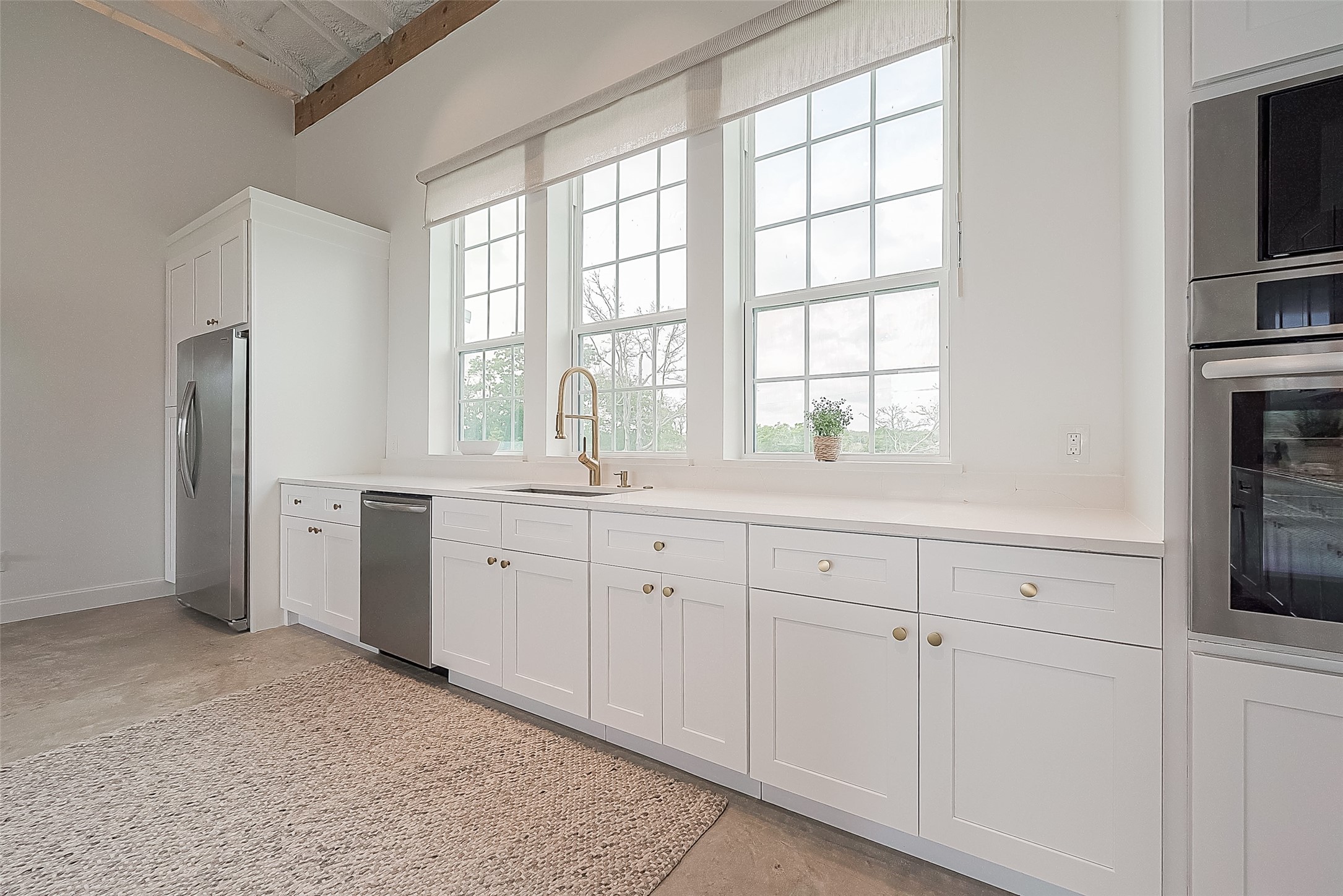 1295 Brazos River Road Freeport, TX 77541 - Photo 9 of 29