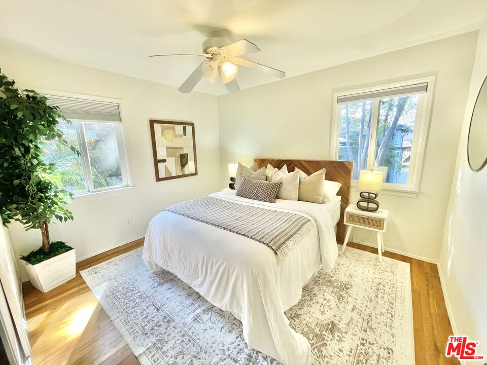 11419 Charnock Road Los Angeles, CA 90066 - Photo 11 of 20 Gallery Image 11