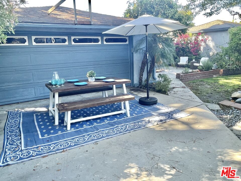 11419 Charnock Road Los Angeles, CA 90066 - Photo 15 of 20 Gallery Image 15