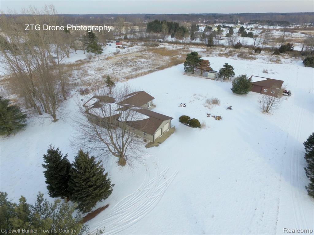 8140 Oak Grove Road Howell, MI 48855 - Photo 36 of 37