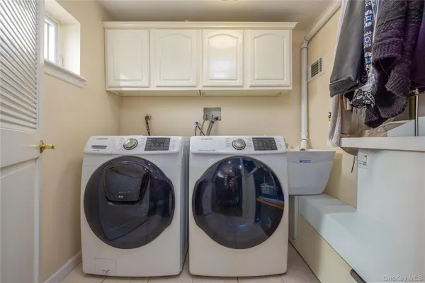 $959,000 | 2 Emily Lane, Stony Point, NY 10980