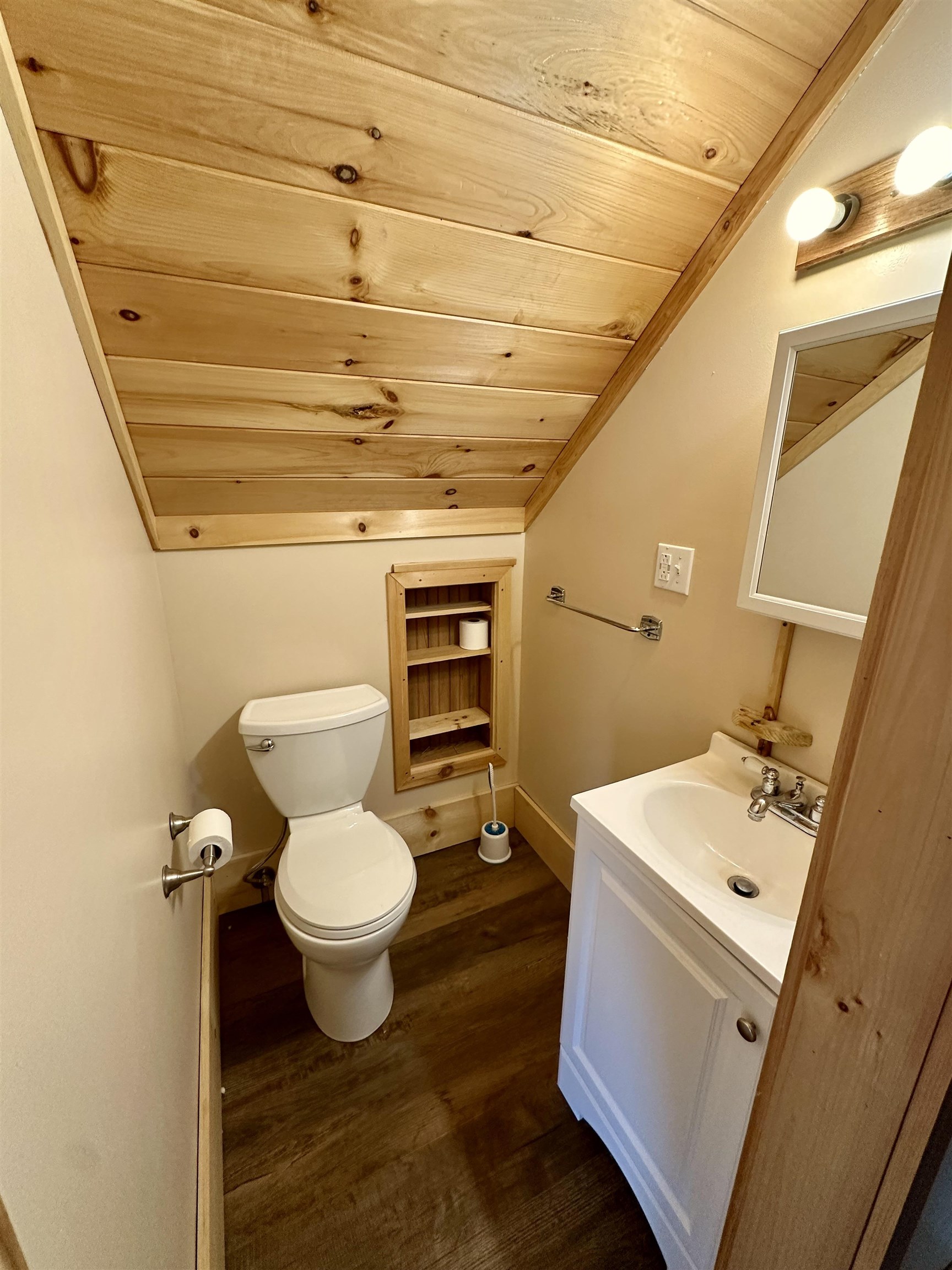 2792 Highway 153 Pawlet, VT 05775 - Photo 33 of 58