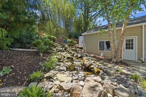 $1,150,000 | 414 Skyhill Road, Alexandria, VA 22314