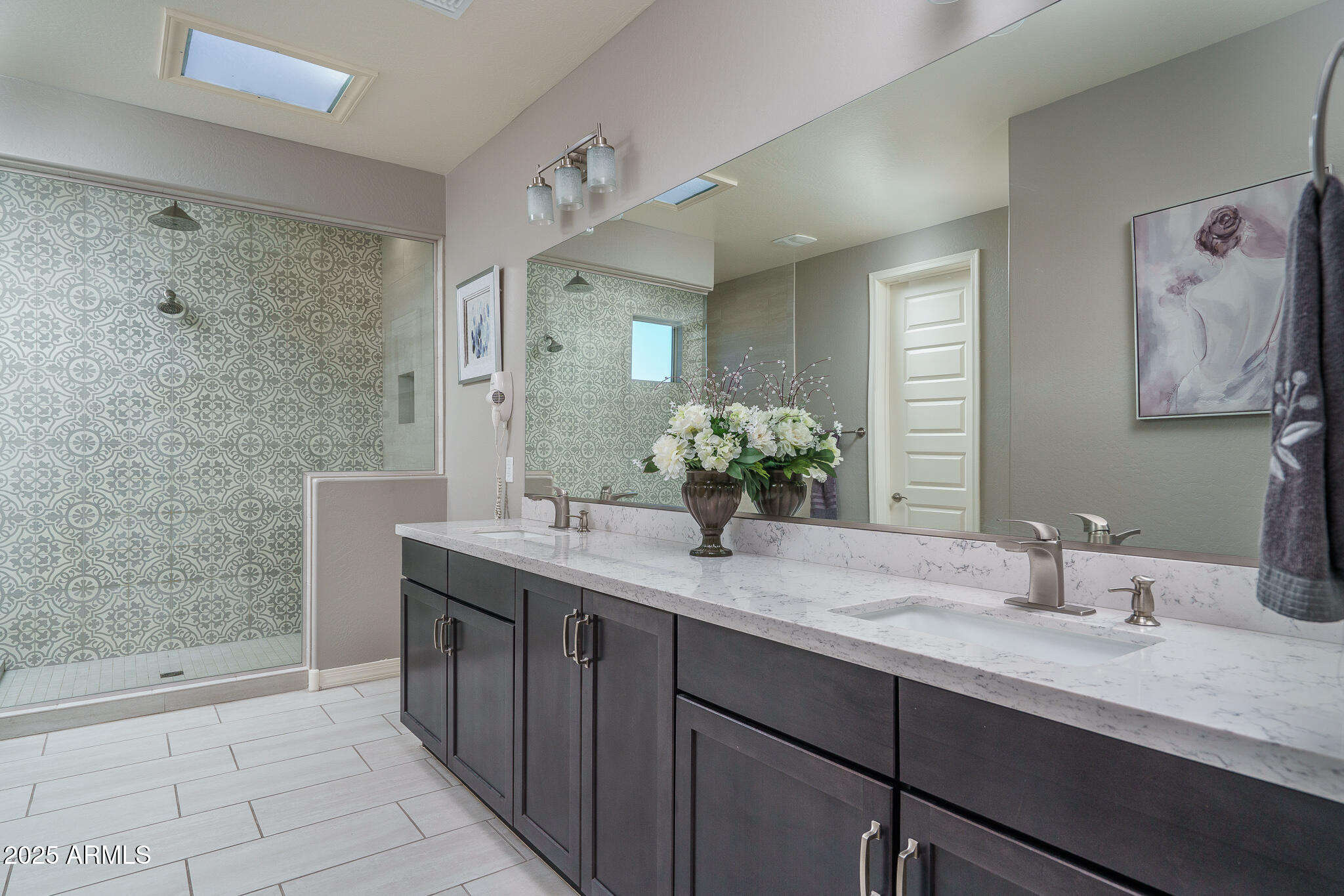 18147 West Sandy Road Goodyear, AZ 85338 - Photo 11 of 64 11) PRIMARY BATH