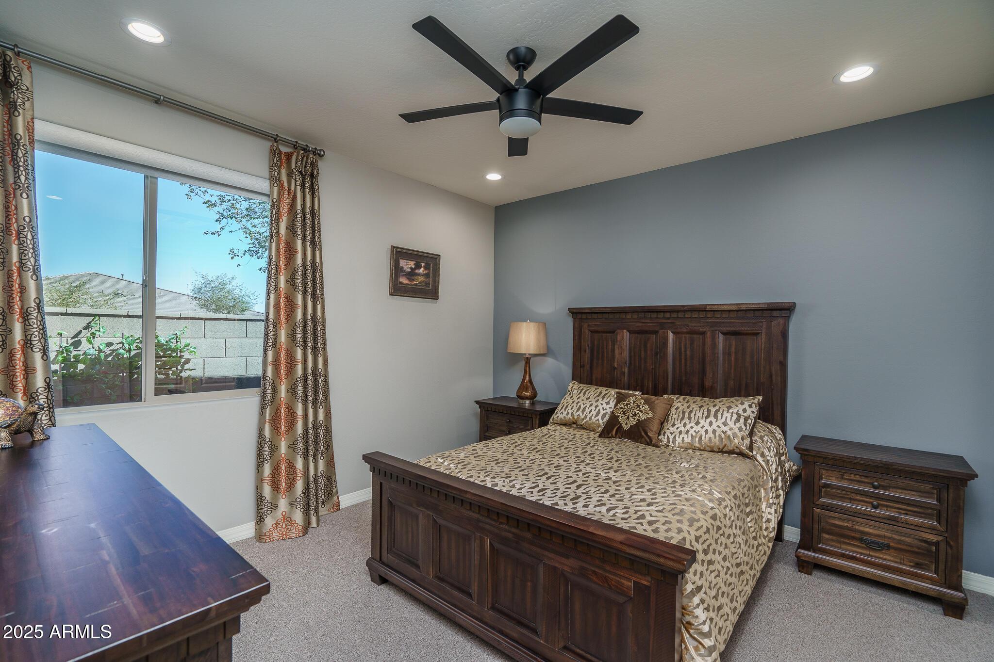 18147 West Sandy Road Goodyear, AZ 85338 - Photo 16 of 64 16) BED 3