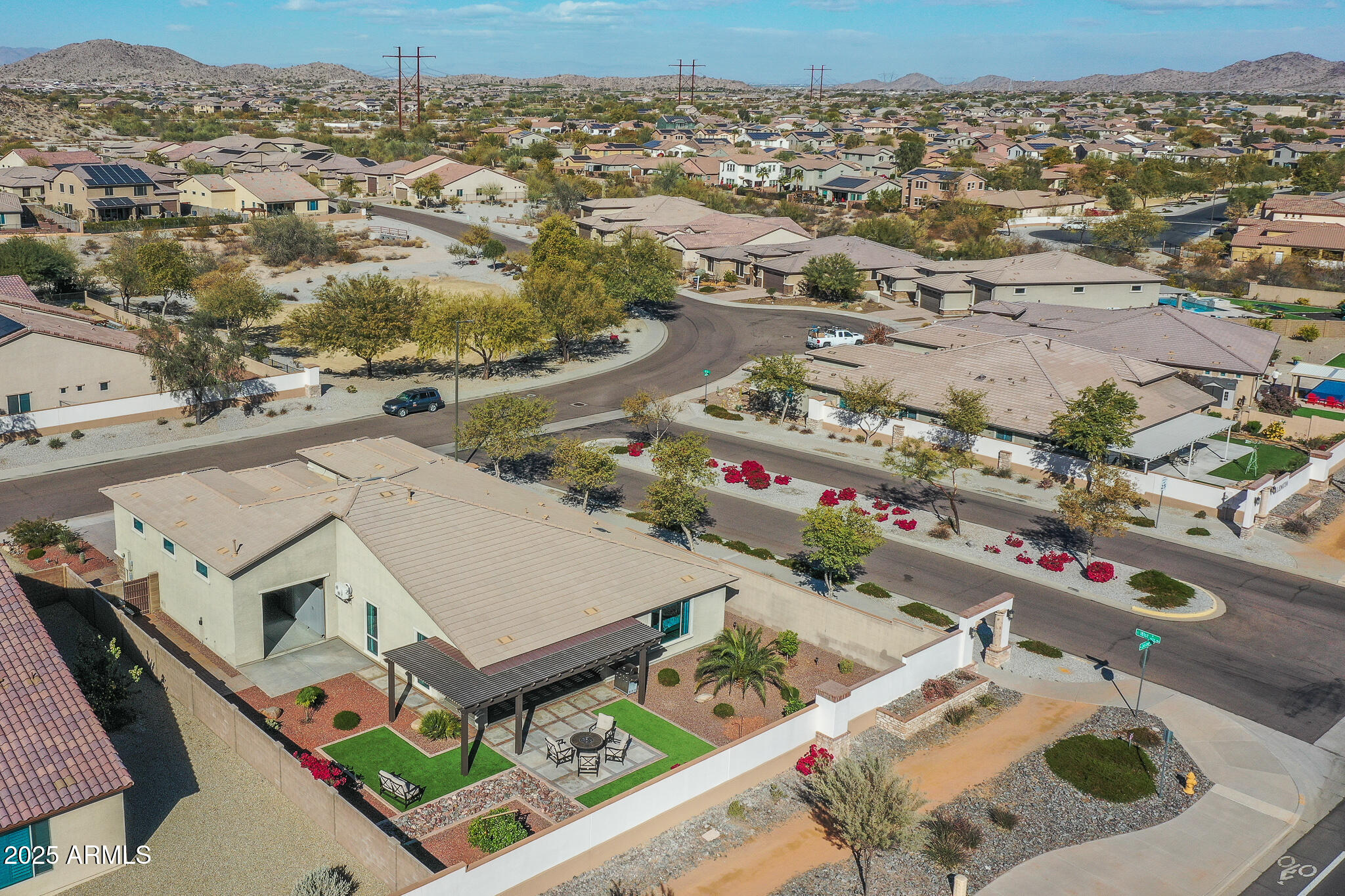 18147 West Sandy Road Goodyear, AZ 85338 - Photo 37 of 64 37) BACK AERIAL