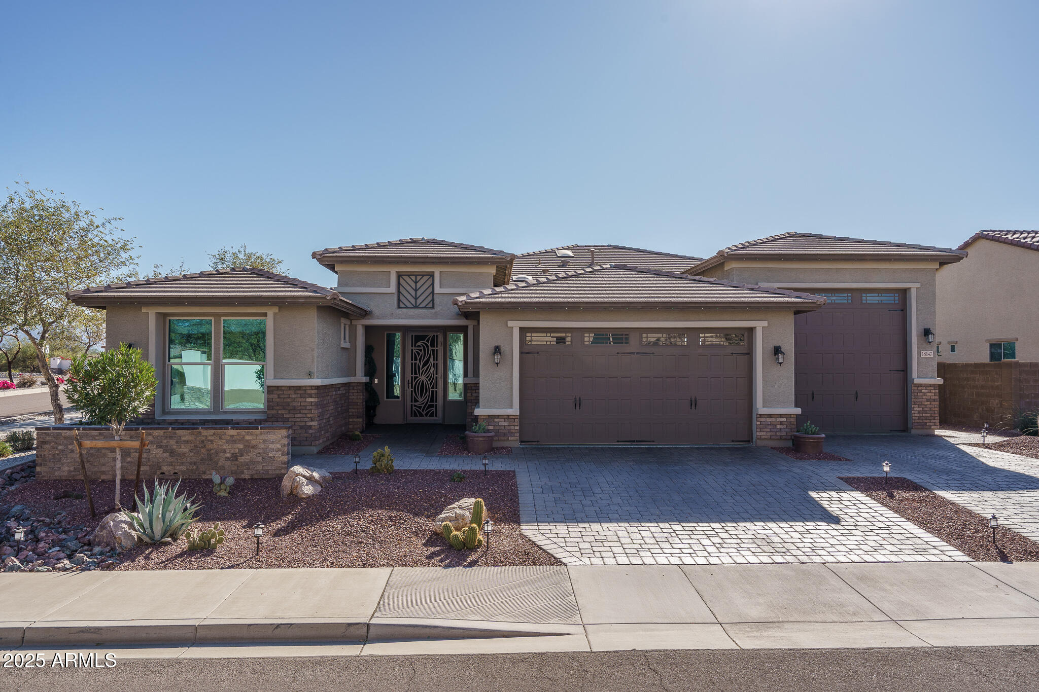 18147 West Sandy Road Goodyear, AZ 85338 - Photo 41 of 64 41) WELCOME HOME!