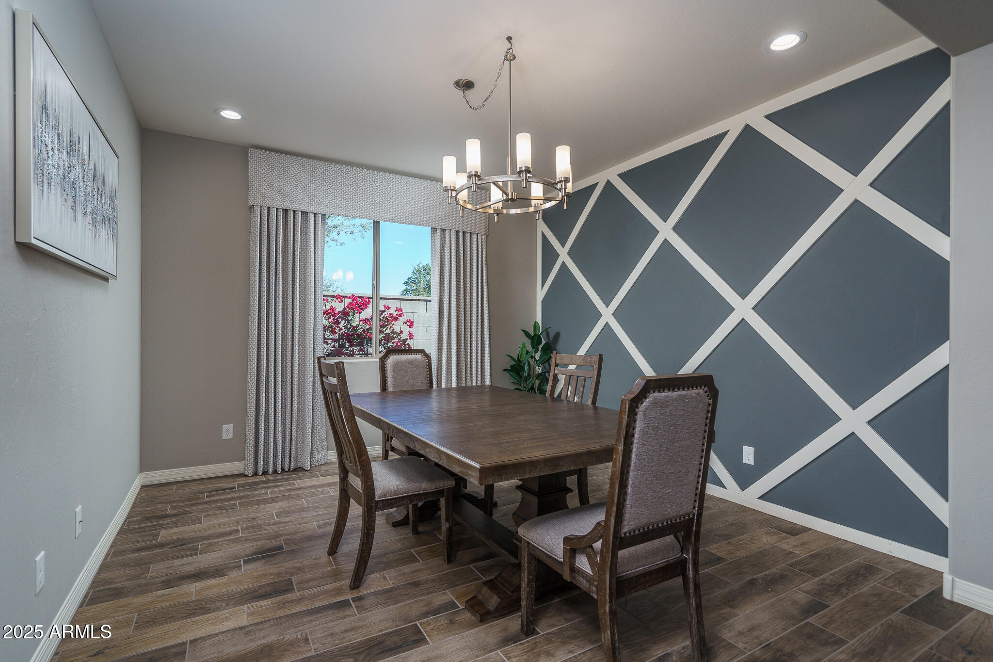 6) FORMAL DINING