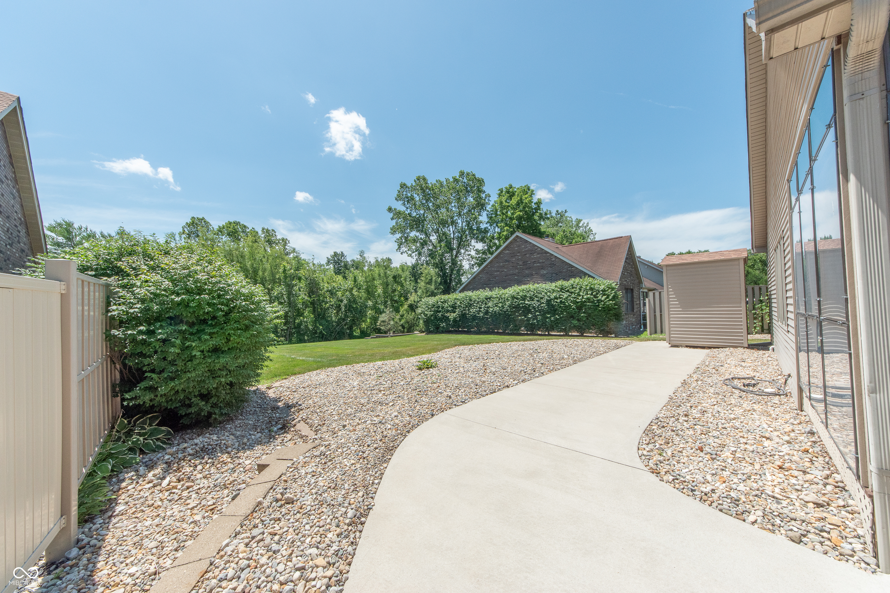 3735 West 2 Mile House Road Columbus, IN 47201 - Photo 39 of 50