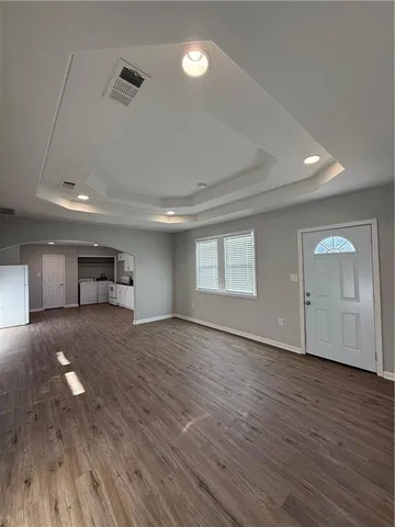 $1,900 | Undisclosed Address, New Orleans, LA 70118