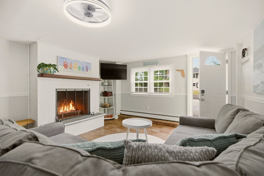 78 Grand View Road East Greenwich, RI 02818 - Photo 32 of 47