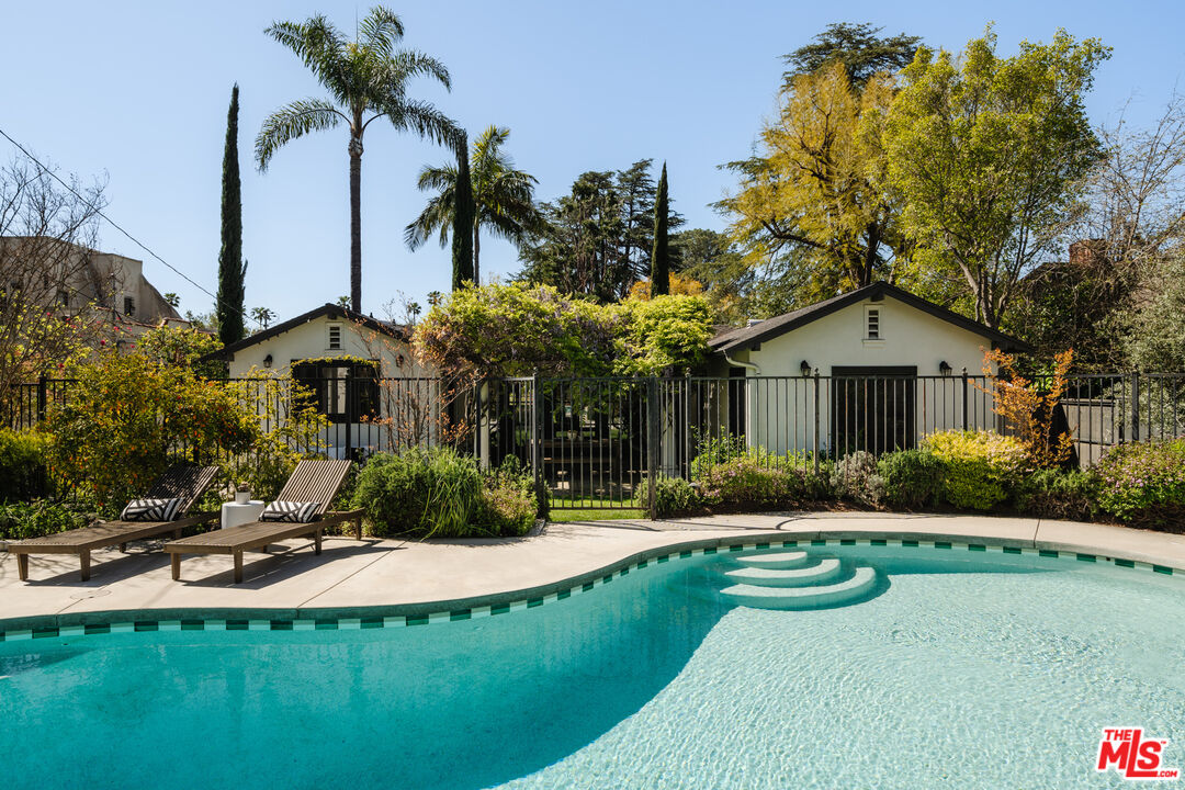 1175 Sonoma Drive Altadena, CA 91001 - Photo 35 of 68 a view of a house with backyard and tree s