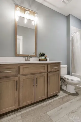 $629,900 | 6044 Huntington Creek Boulevard, Pensacola, FL 32526