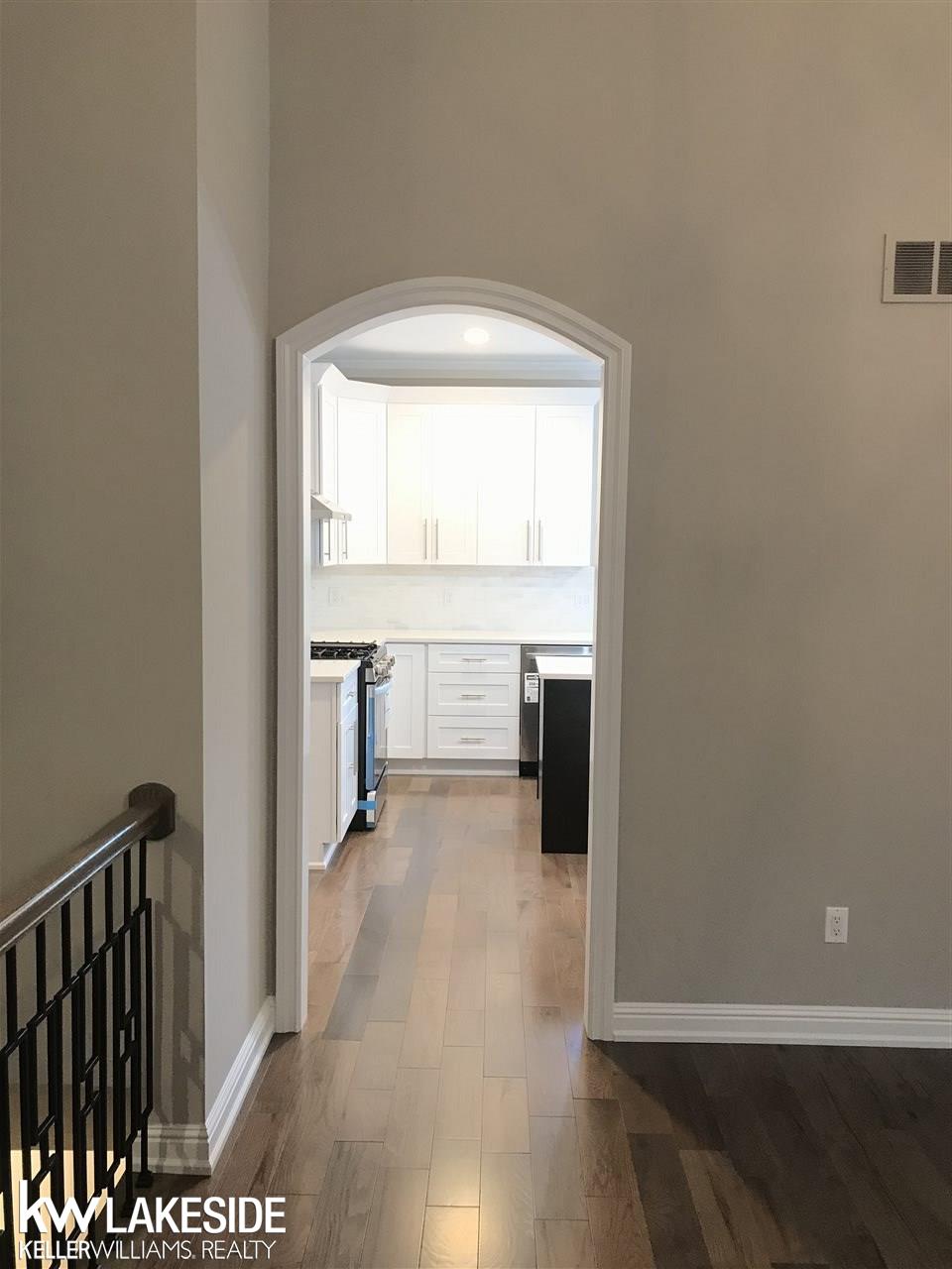 2902 Devondale Road Rochester Hills, MI 48309 - Photo 19 of 35