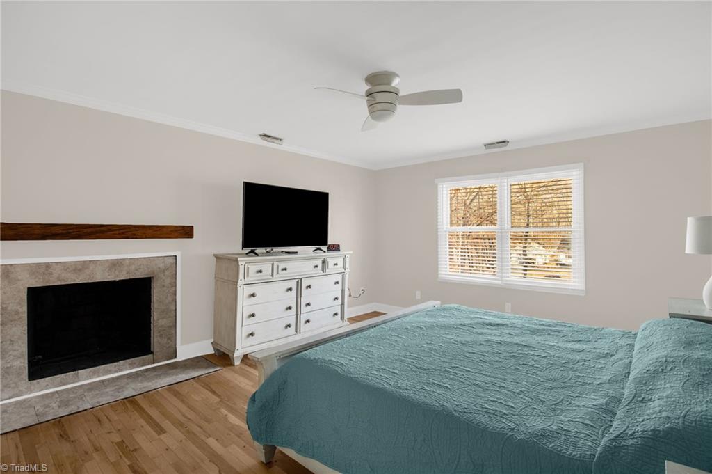 462 Ridgeway Lane Lexington, NC 27295 - Photo 21 of 41 Primary Bedroom