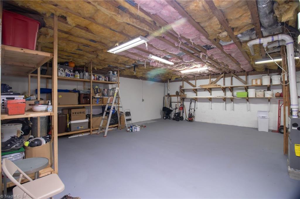 462 Ridgeway Lane Lexington, NC 27295 - Photo 32 of 41 Basement