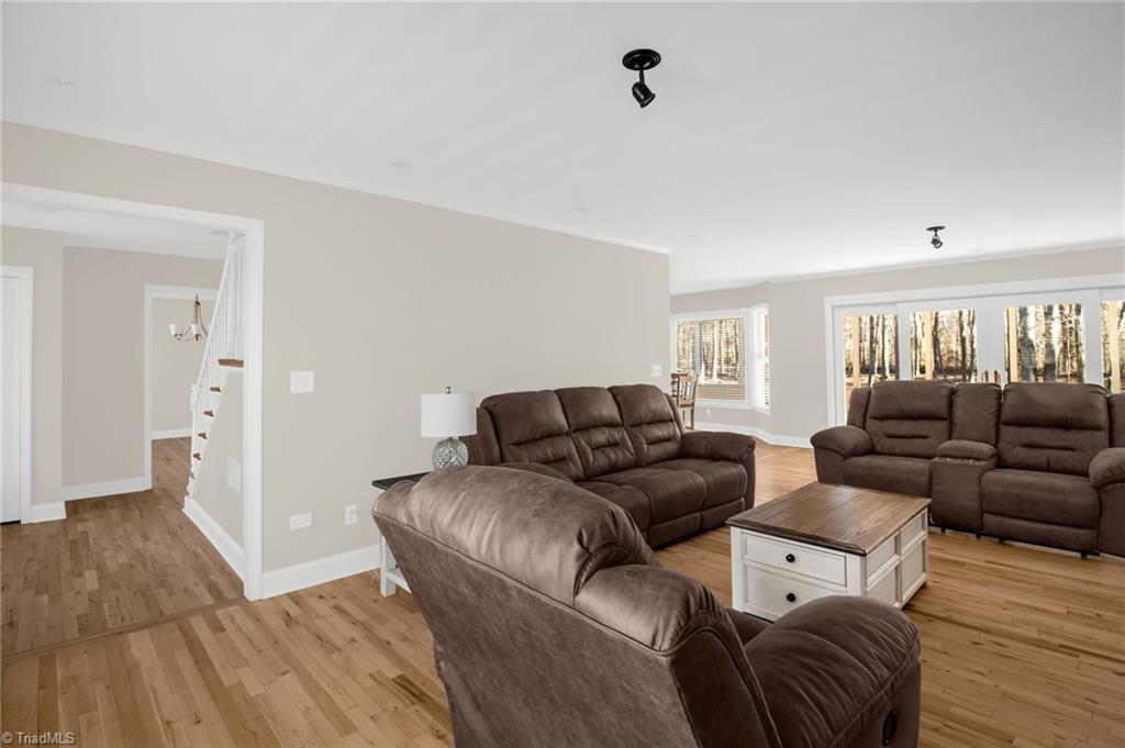 462 Ridgeway Lane Lexington, NC 27295 - Photo 7 of 41