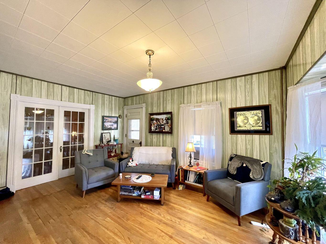 224 Central Street Millinocket, ME 04462 - Photo 19 of 20 Voisine 1 4