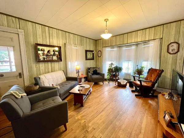 $130,000 | 224 Central Street, Millinocket, ME 04462