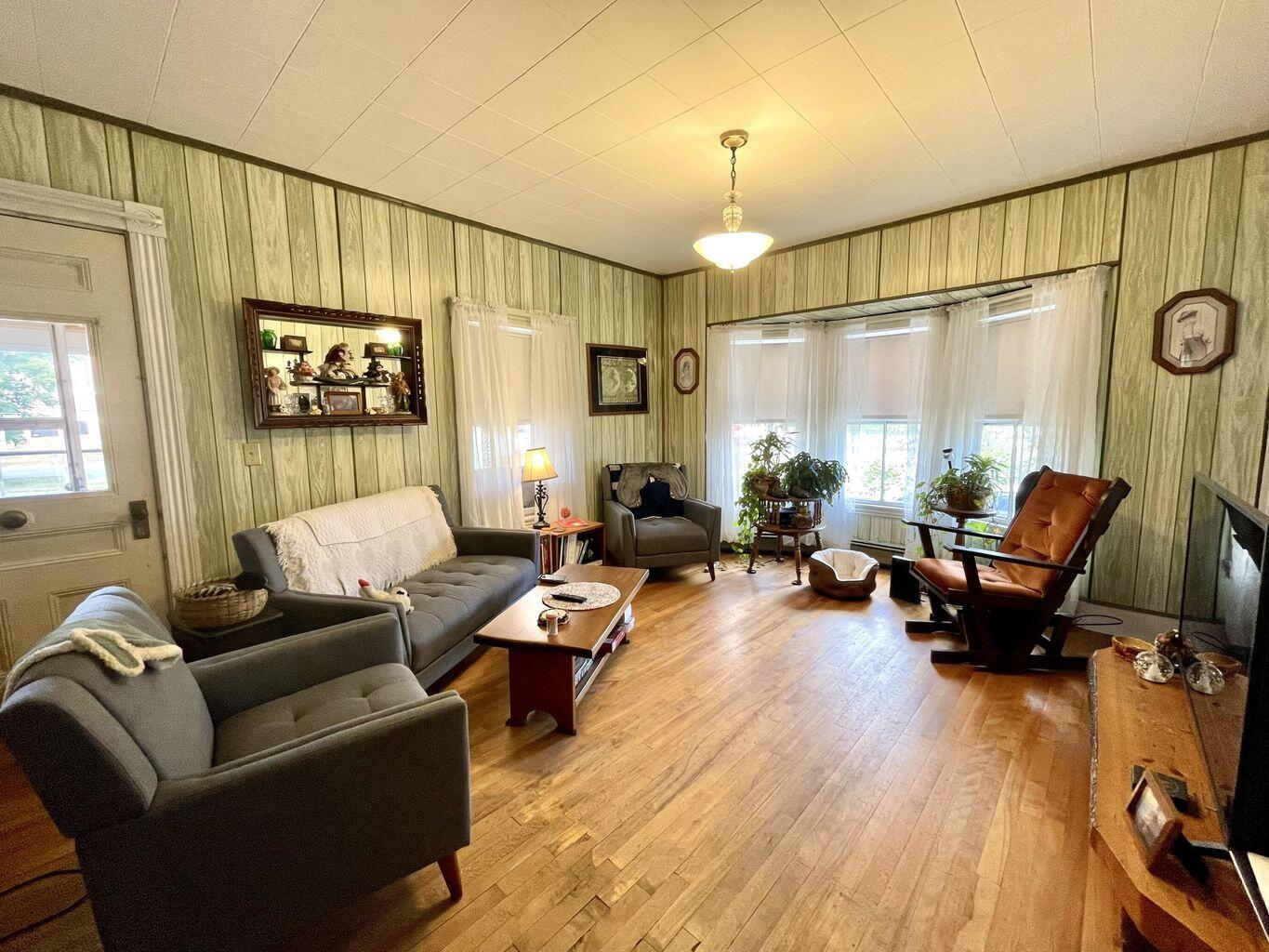 224 Central Street Millinocket, ME 04462 - Photo 20 of 20 Voisine 1 3