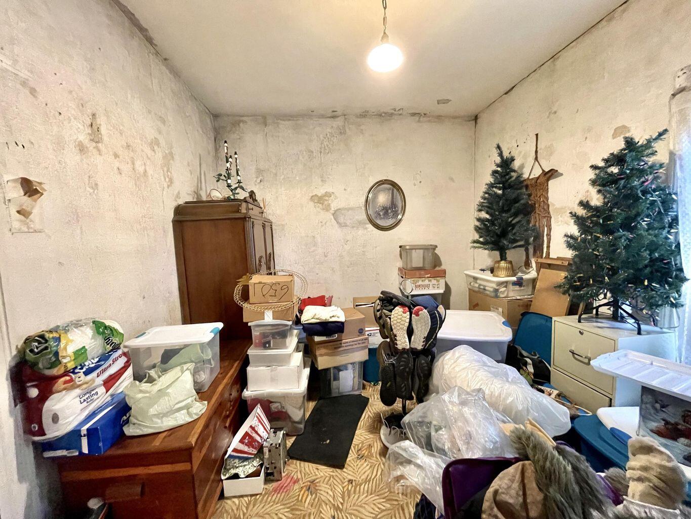 224 Central Street Millinocket, ME 04462 - Photo 5 of 20 Voisine 1 18