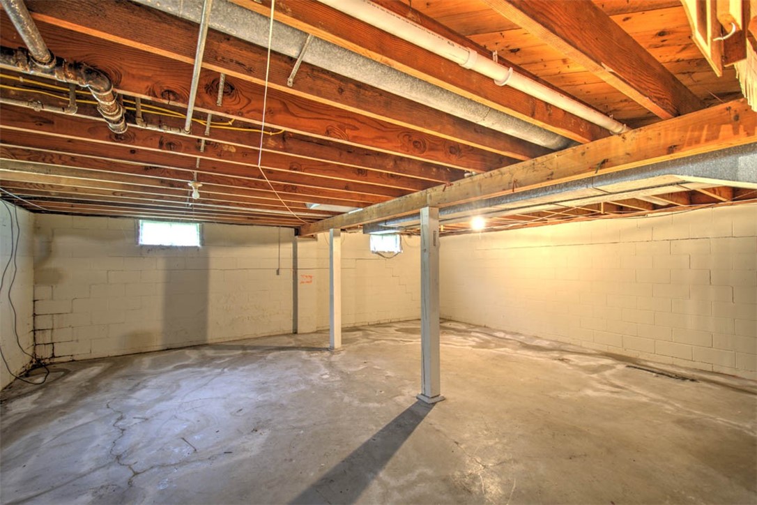 226 Hickorywood Drive Decatur, IL 62526 - Photo 14 of 20 Gallery Image 14