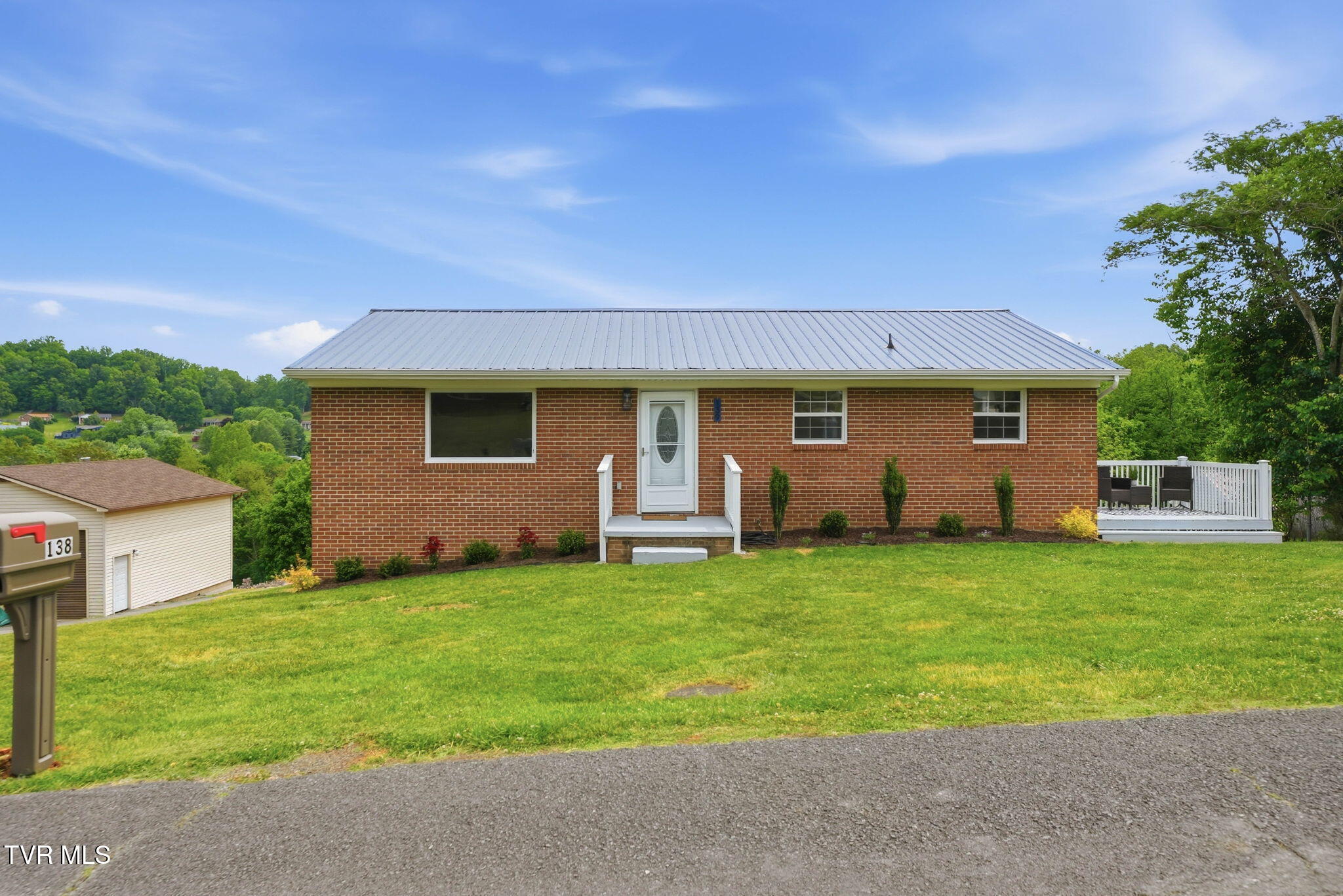 139 Grandview Road Church Hill, TN 37642 - Photo 1 of 33 beyc6a039e3cf3316
