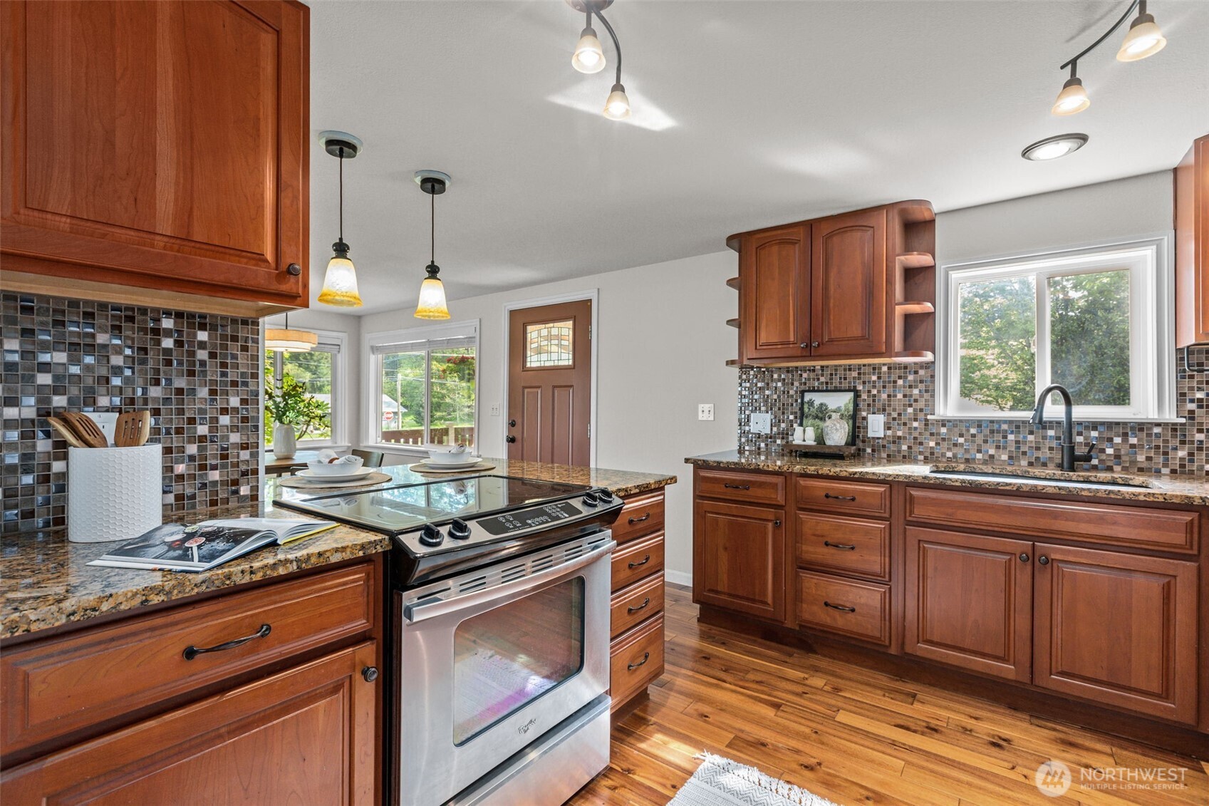 4722 Woods Road East Port Orchard, WA 98366 - Photo 13 of 40 Gallery Image 13